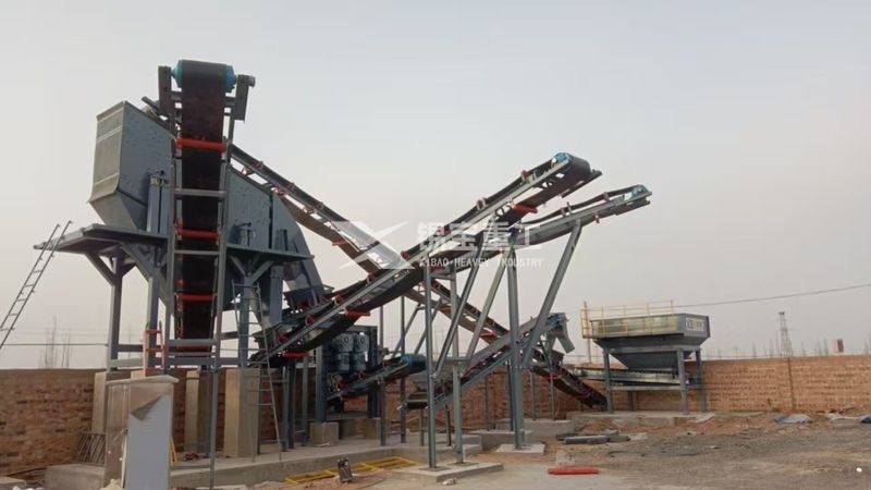 寧夏吳忠瀝青銑刨料破碎篩分設備現場