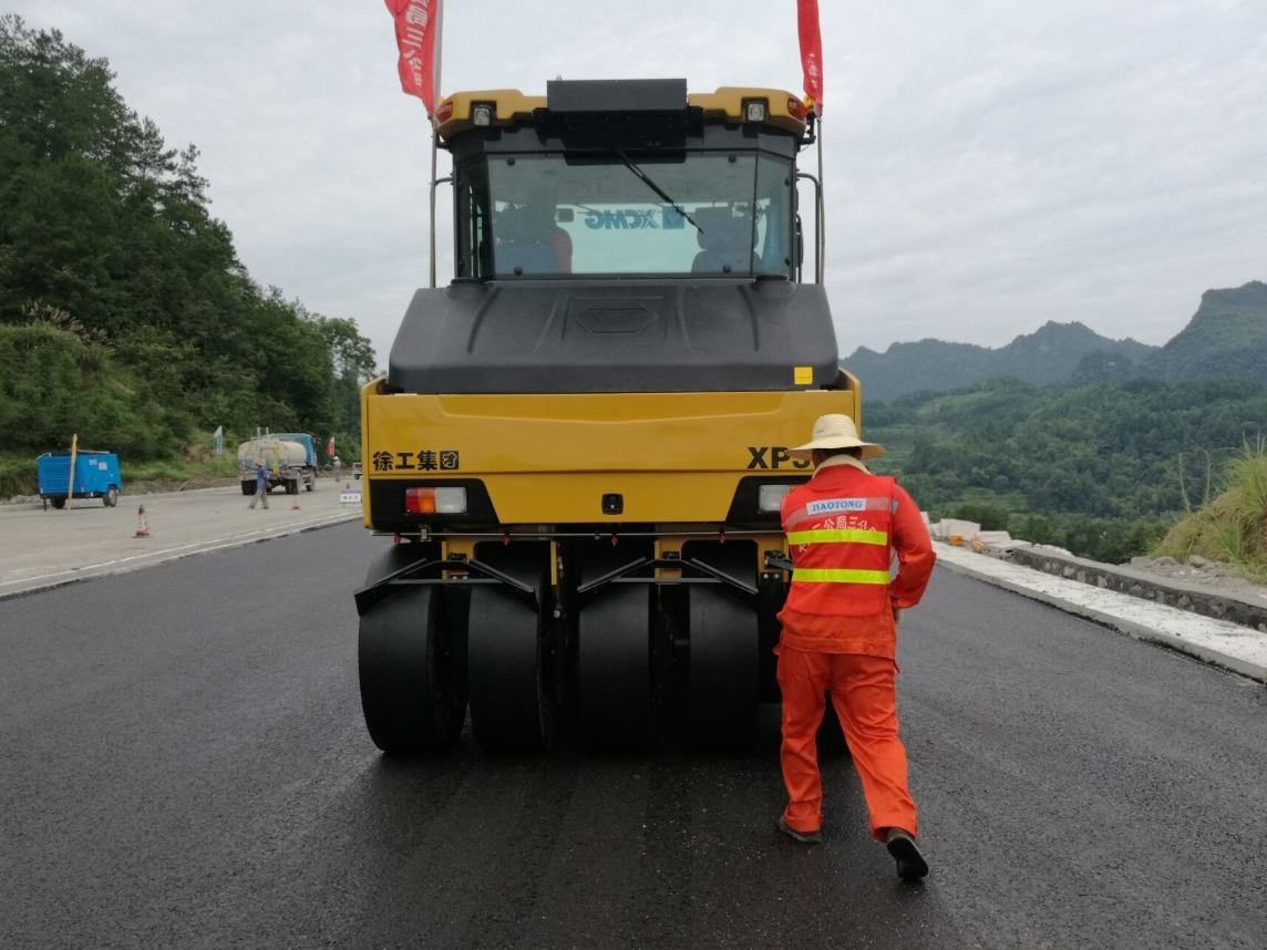 影響瀝青面層溫度裂縫的因素-瀝青性質(zhì)(圖1) 影響瀝青面層溫度裂縫的因素-瀝青性質(zhì)(圖1)